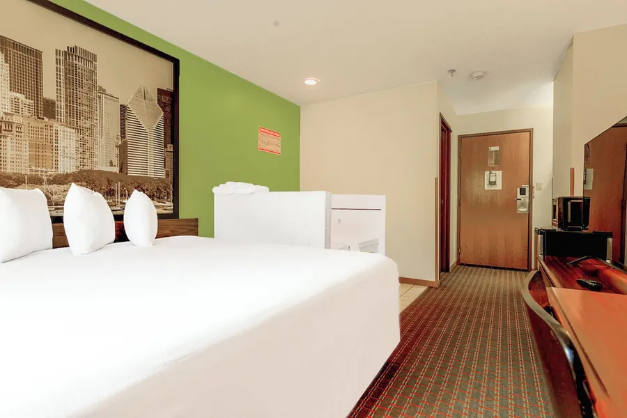 Super Rest Inn hotel detail image 6