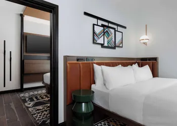 Motto By Hilton Bentonville Downtown hotel thumbnail 8