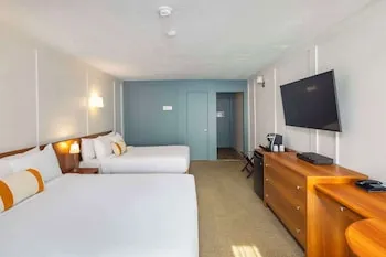 Clarion Pointe La Malbaie hotel thumbnail 8