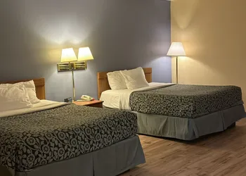 Econo Lodge El Paso, IL hotel thumbnail 2