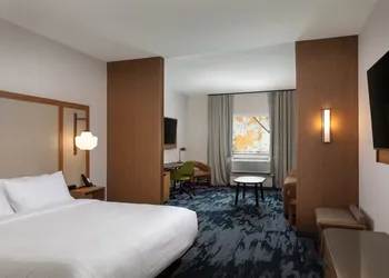 Fairfield by Marriott Inn & Suites Omaha at MH Landing hotel thumbnail 6