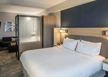 Springhill Suites BY Marriott Canfield hotel thumbnail 4