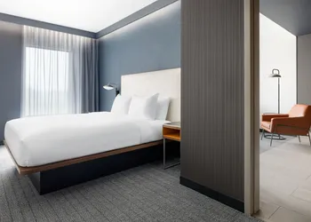 Courtyard By Marriott New Castle hotel thumbnail 6