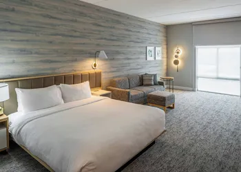 Towneplace Suites By Marriott Canfield hotel thumbnail 5