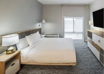 Towneplace Suites By Marriott Canfield hotel thumbnail 6