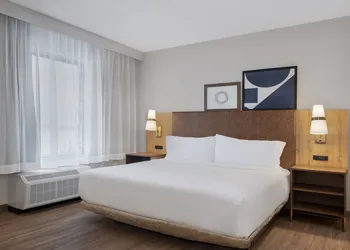 Staybridge Suites Port Elgin by IHG hotel thumbnail 8