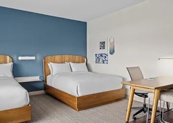 Element Springfield South hotel thumbnail 4