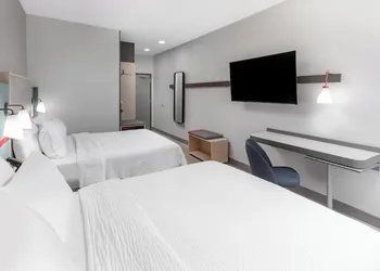 avid hotel North Platte by IHG hotel thumbnail 6