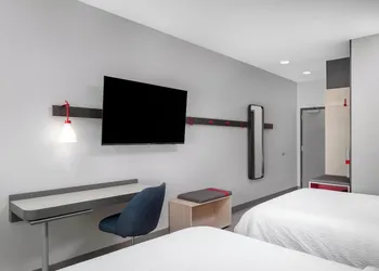 avid hotel North Platte by IHG hotel thumbnail 7