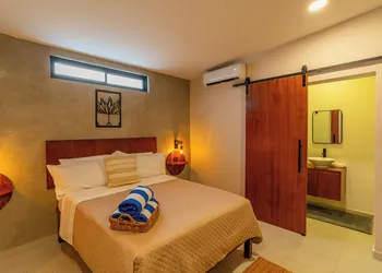 Casa Madero La Paz hotel thumbnail 5
