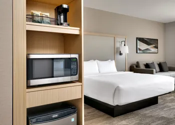 Fairfield Inn & Suites by Marriott Show Low hotel thumbnail 6