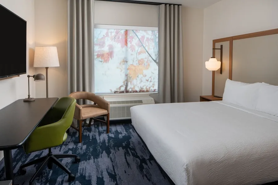 Fairfield Inn & Suites by Marriott Huntsville Redstone Gateway hotel detail image 6