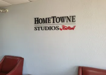 HomeTowne Studios by Red Roof Prattville hotel thumbnail 3
