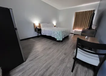 HomeTowne Studios by Red Roof Prattville hotel thumbnail 4