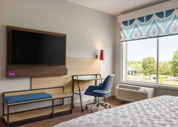 Tru By Hilton Charlotte Tyvola I-77 hotel thumbnail 5