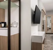 SpringHill Suites by Marriott Cincinnati Mason hotel detail image 7