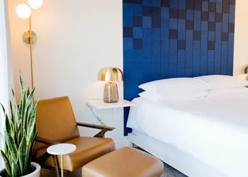 Skyview Hotel hotel thumbnail 6