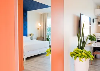 Skyview Hotel hotel thumbnail 7