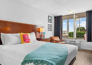 The Retro Hotel hotel thumbnail 8