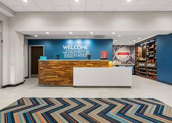Hampton Inn & Suites Bessemer Birmingham hotel thumbnail 4