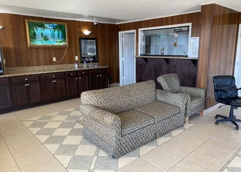 Luxury Inn hotel thumbnail 3