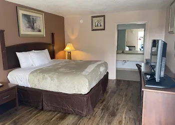 Luxury Inn hotel thumbnail 4