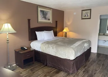Luxury Inn hotel thumbnail 7