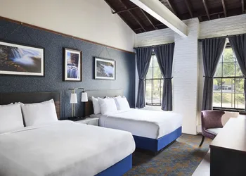 The Confluence Hotel hotel thumbnail 6