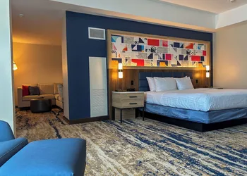 The Landing Hotel at Rivers Casino hotel thumbnail 8
