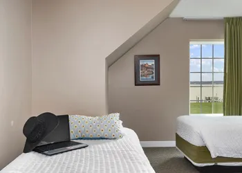 Top Floor Family Deluxe Bay View hotel thumbnail 2