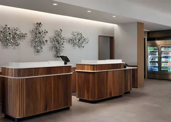 Courtyard By Marriott Lake City hotel thumbnail 2