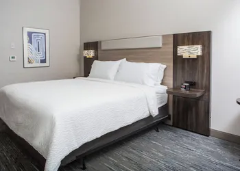 Holiday Inn Express and Suites Prince Albert South by IHG hotel thumbnail 6