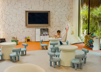 Family Selection At Grand Palladium Kantenah Resort & Spa - All Inclusive hotel thumbnail 6