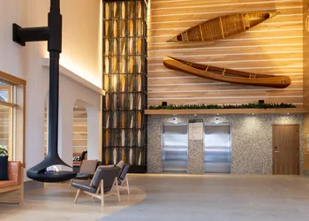 Hotel Canoe and Suites hotel thumbnail 2