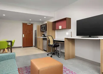 Home2 Suites By Hilton Durham University Medical Center hotel thumbnail 6