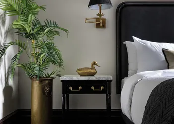 The Avery Hotel hotel thumbnail 3
