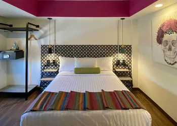 Hotel Estancias VIVE MX Cuauhtemoc, Trademark by Wyndham hotel thumbnail 4