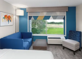 Holiday Inn Express & Suites Reedsburg - Dells Area by IHG hotel thumbnail 6