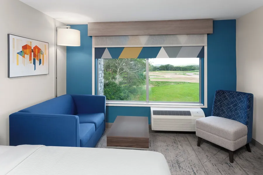 Holiday Inn Express & Suites Reedsburg - Dells Area by IHG hotel detail image 6