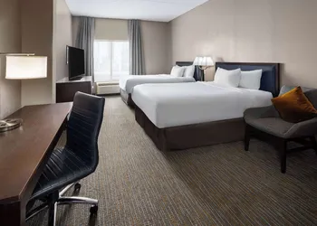 La Quinta Inn & Suites by Wyndham Mooresville hotel thumbnail 5