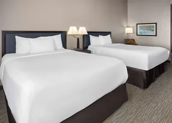 La Quinta Inn & Suites by Wyndham Mooresville hotel thumbnail 6