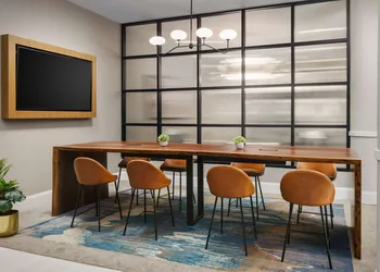 DoubleTree by Hilton Charlotte City Center hotel thumbnail 2
