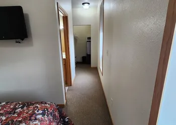 Underwood Inn hotel thumbnail 3