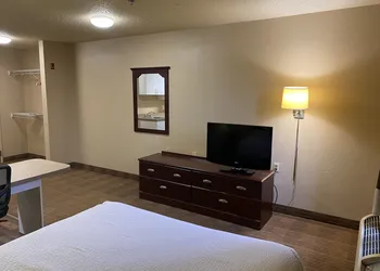 Suburban Studios Auburn Hills - Detroit hotel thumbnail 6