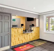 Econo Lodge Waynesboro - Skyline Drive hotel detail image 4