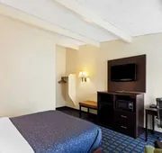Econo Lodge Waynesboro - Skyline Drive hotel detail image 7