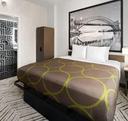 Super 8 By Wyndham Bronx Near Stadium hotel detail image 7