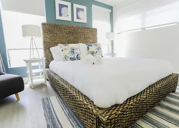 PRAIA Hotel Boutique Miami Beach hotel thumbnail 2