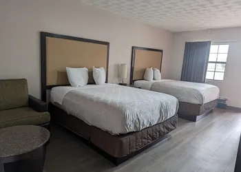 Budget Inn hotel thumbnail 4