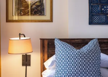 The Woodford Hotel hotel thumbnail 3